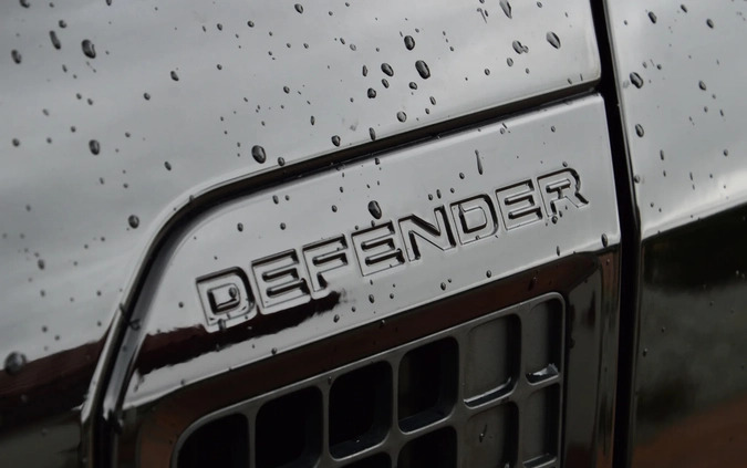 Land Rover Defender cena 359900 przebieg: 39000, rok produkcji 2022 z Przecław małe 562